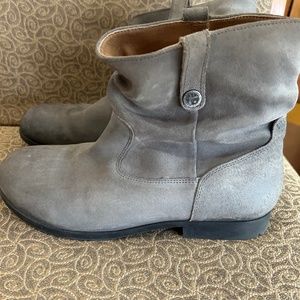 Birkenstock Sarnia Gray leather suede ankle boot bootie Size 40
